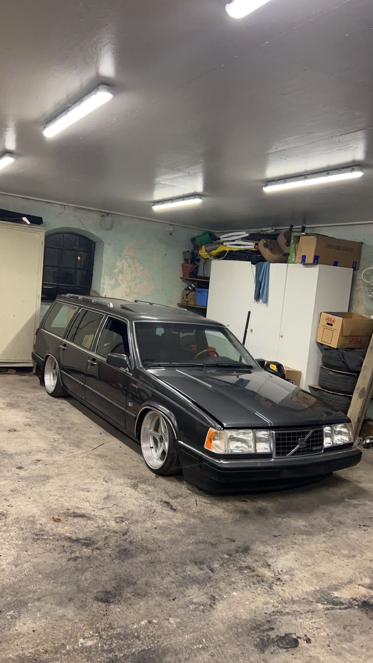 VOLVO